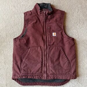 Carhartt maroon fleece vest women’s medium